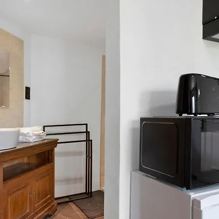 Les Iris Apartman