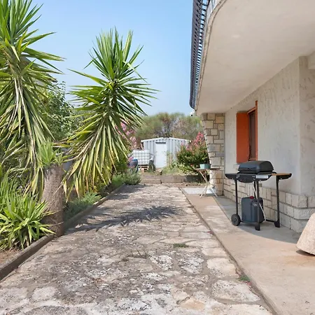Apartman Les Iris Pont-Saint-Esprit